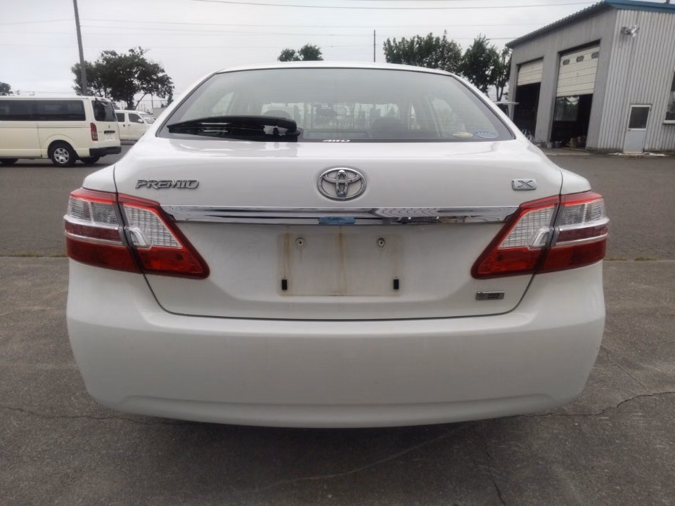 TOYOTA PREMIO