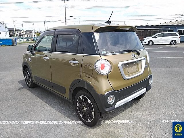 DAIHATSU CAST