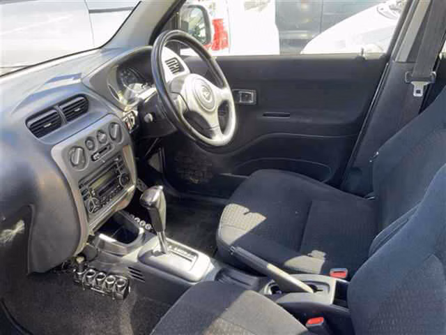 DAIHATSU TERIOS KID