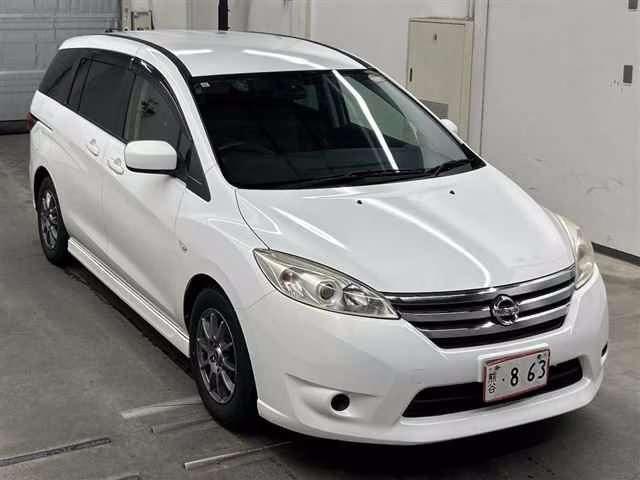 NISSAN LAFESTA