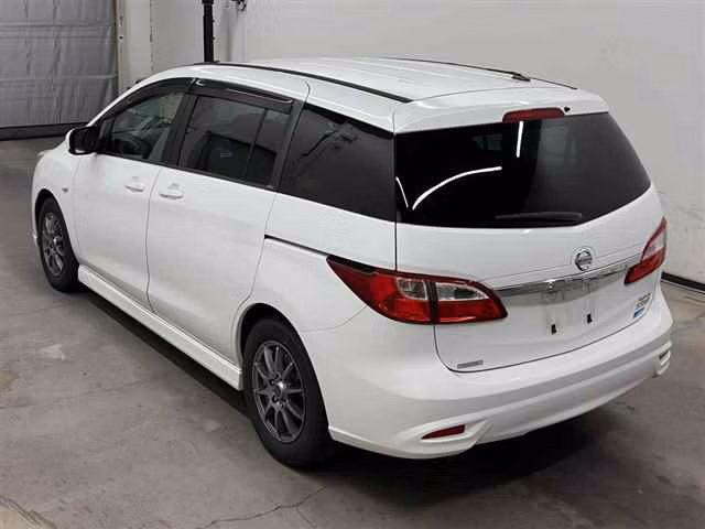 NISSAN LAFESTA
