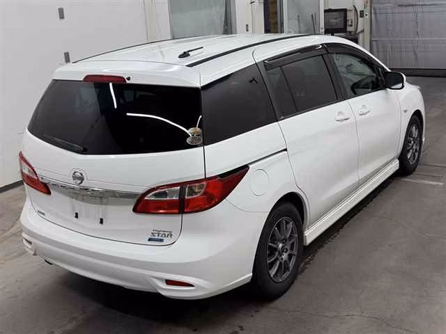 NISSAN LAFESTA
