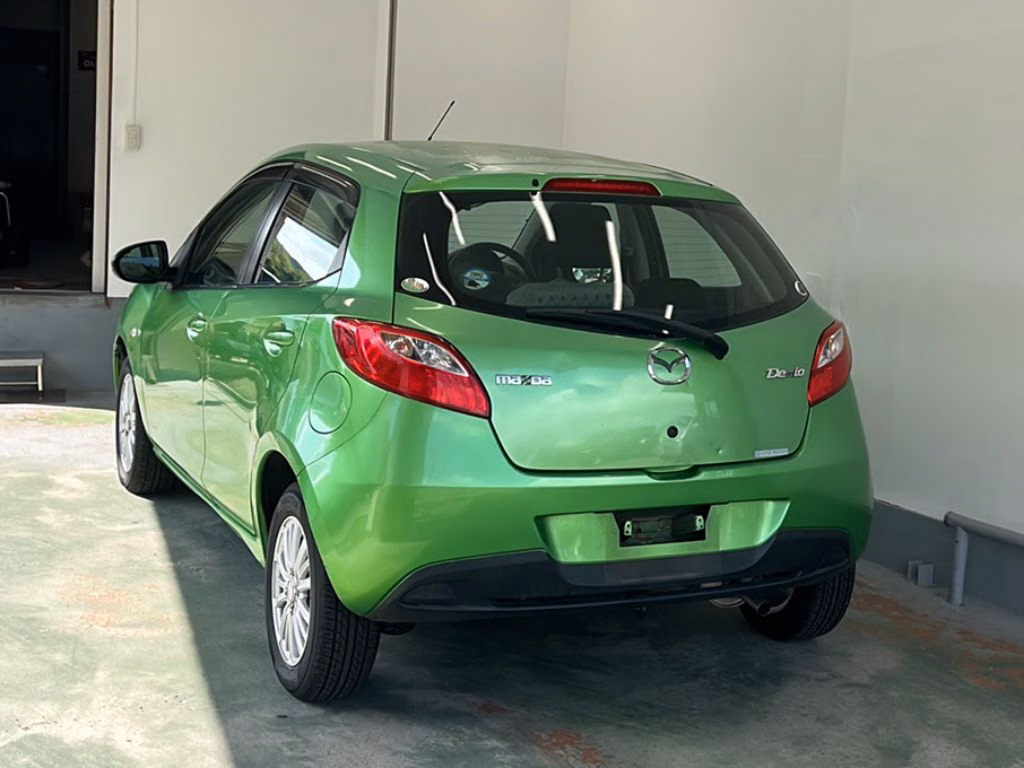 MAZDA DEMIO