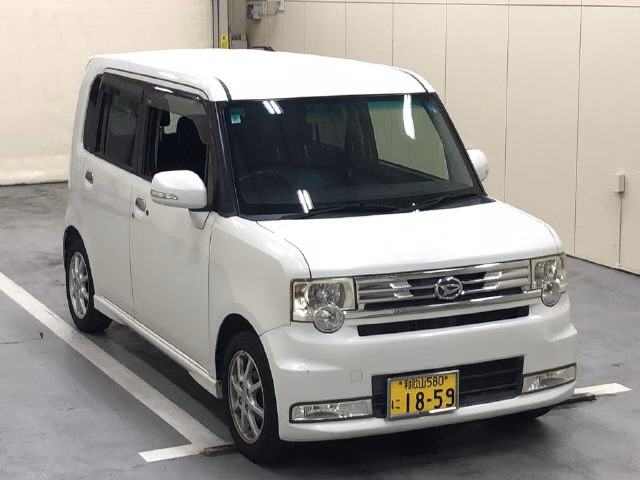 DAIHATSU MOVE CONTE