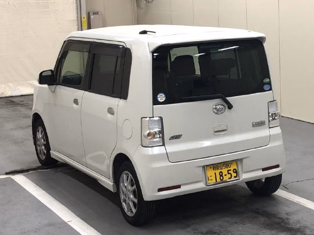 DAIHATSU MOVE CONTE