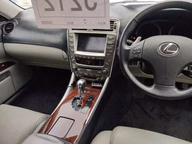 LEXUS IS350