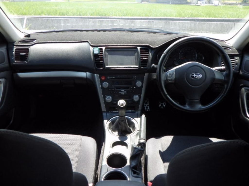 SUBARU LEGACY B4
