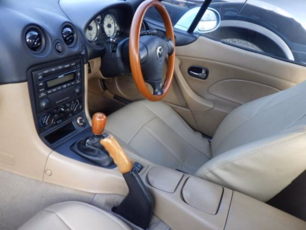 MAZDA ROADSTER