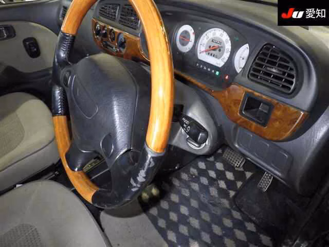 DAIHATSU MIRA GINO