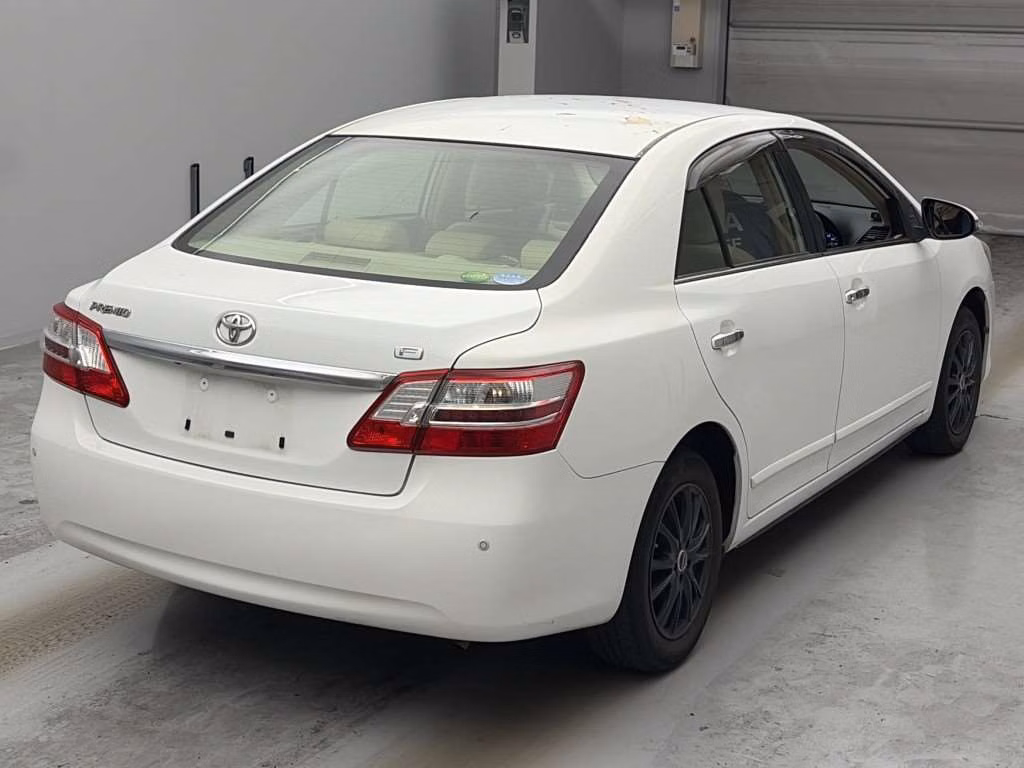 TOYOTA PREMIO