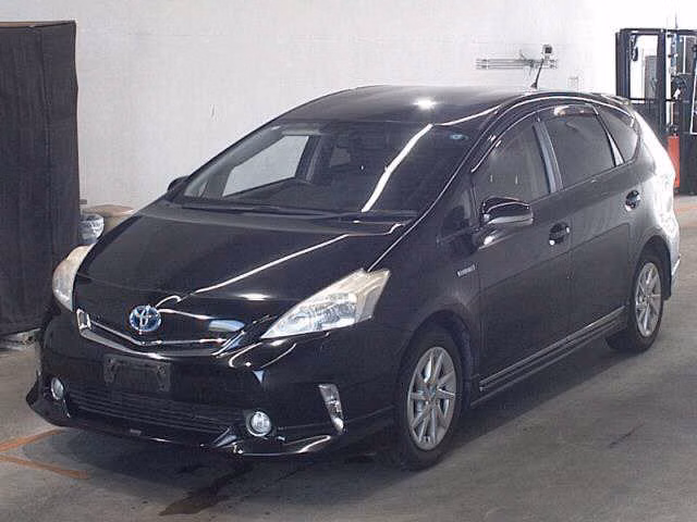 TOYOTA PRIUS ALPHA