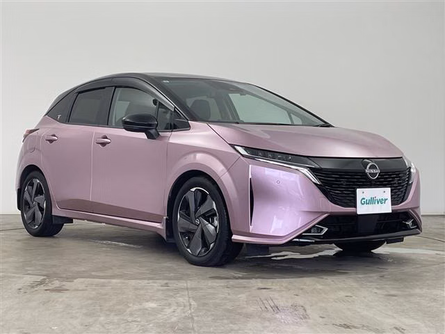 NISSAN AURA