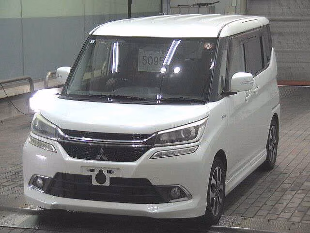 MITSUBISHI DELICA D:2