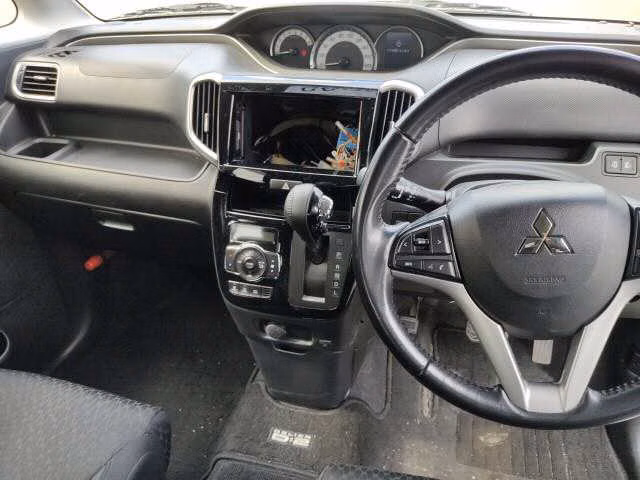 MITSUBISHI DELICA D:2