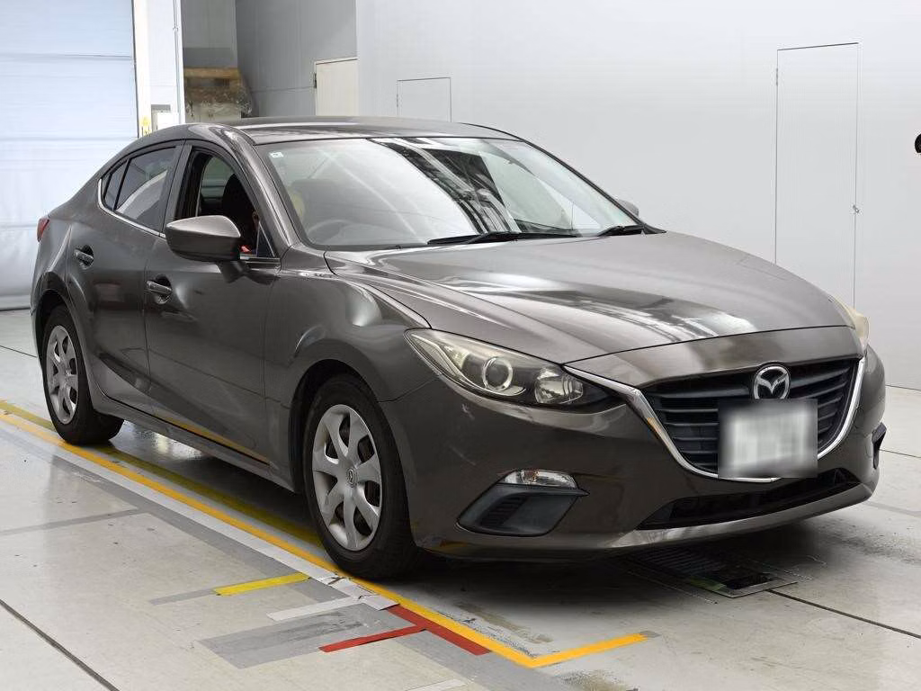MAZDA AXELA