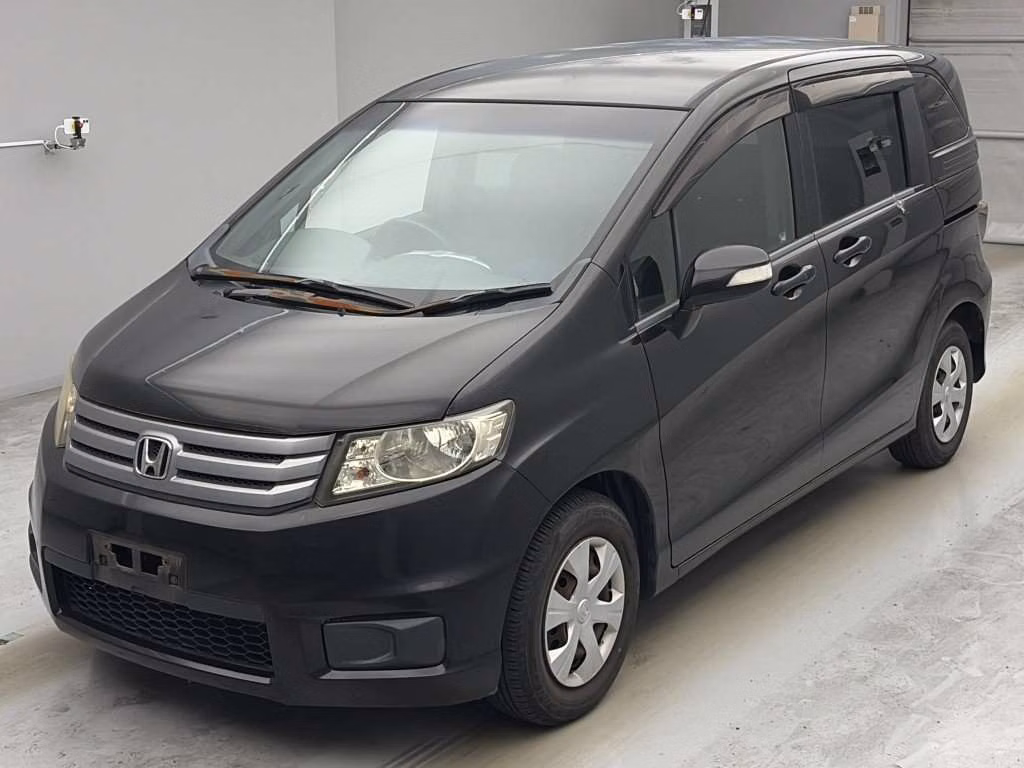 Honda Freed Spike