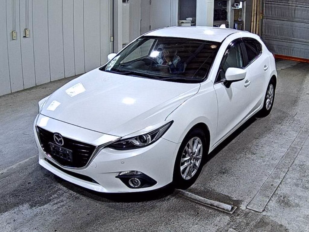 MAZDA AXELA