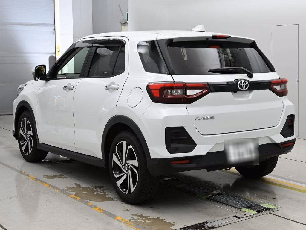 TOYOTA RAIZE