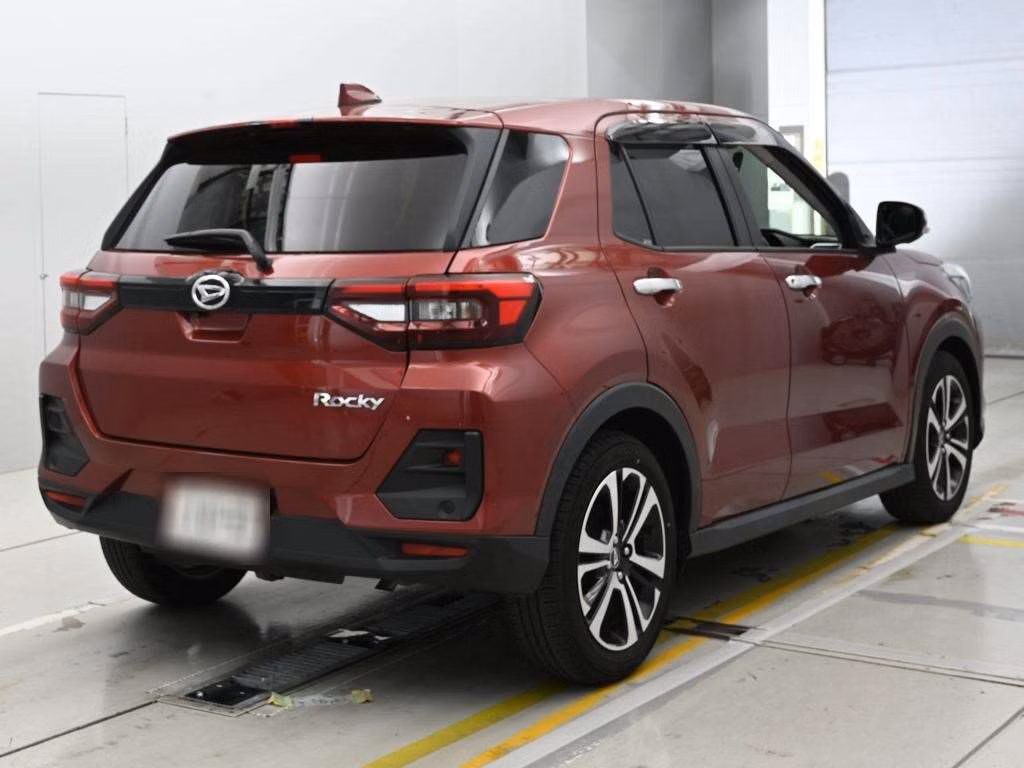 DAIHATSU ROCKY