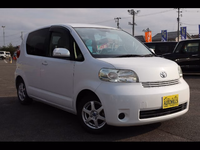 TOYOTA PORTE