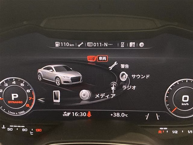 AUDI TT
