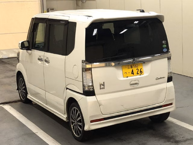 HONDA N-BOX