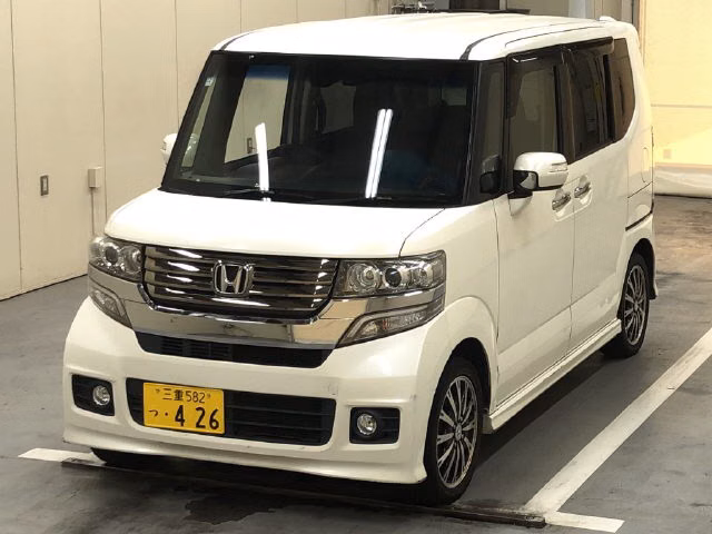 HONDA N-BOX