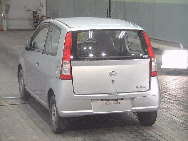 DAIHATSU MIRA