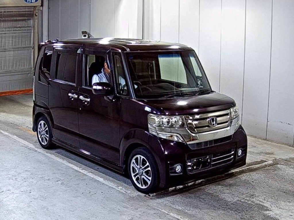 HONDA N-BOX