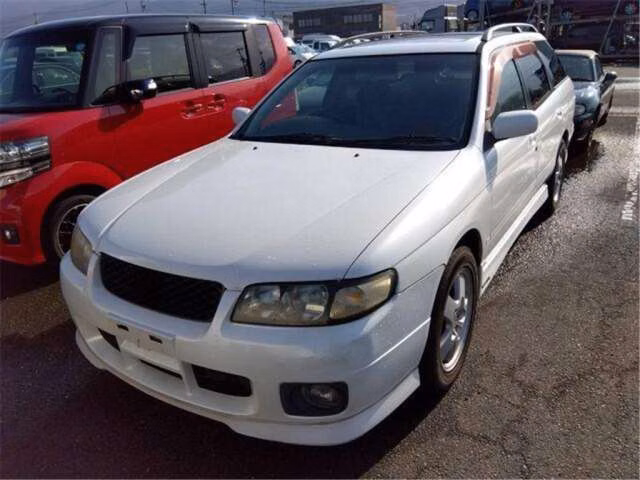 NISSAN AVENIR