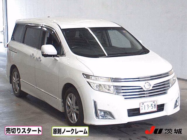 NISSAN ELGRAND