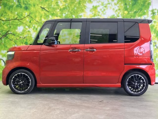 HONDA N-BOX