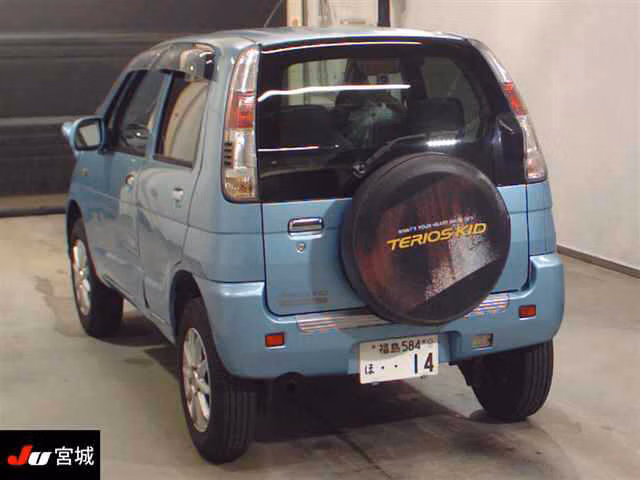 DAIHATSU TERIOS KID