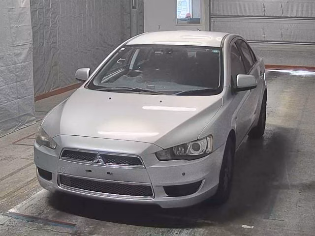 MITSUBISHI GALANT FORTIS