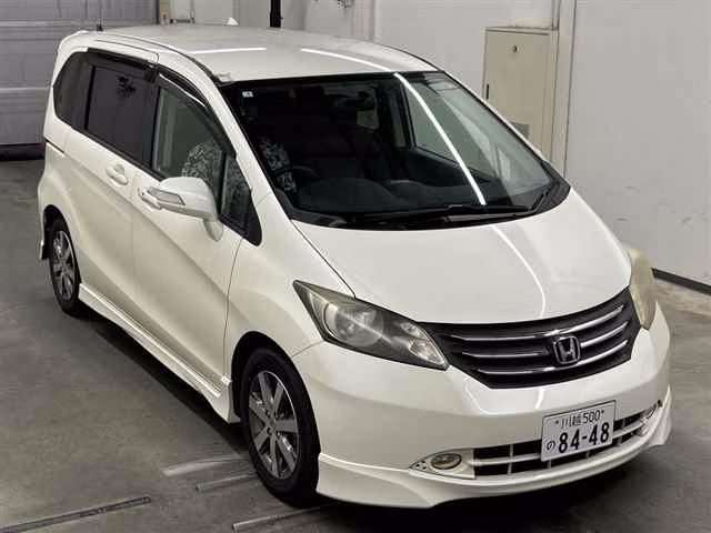 HONDA FREED