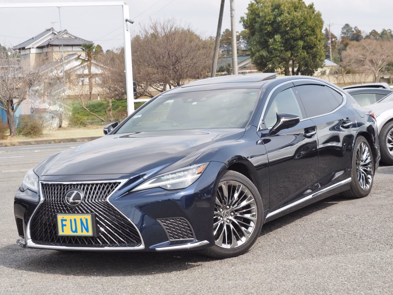 LEXUS LS500