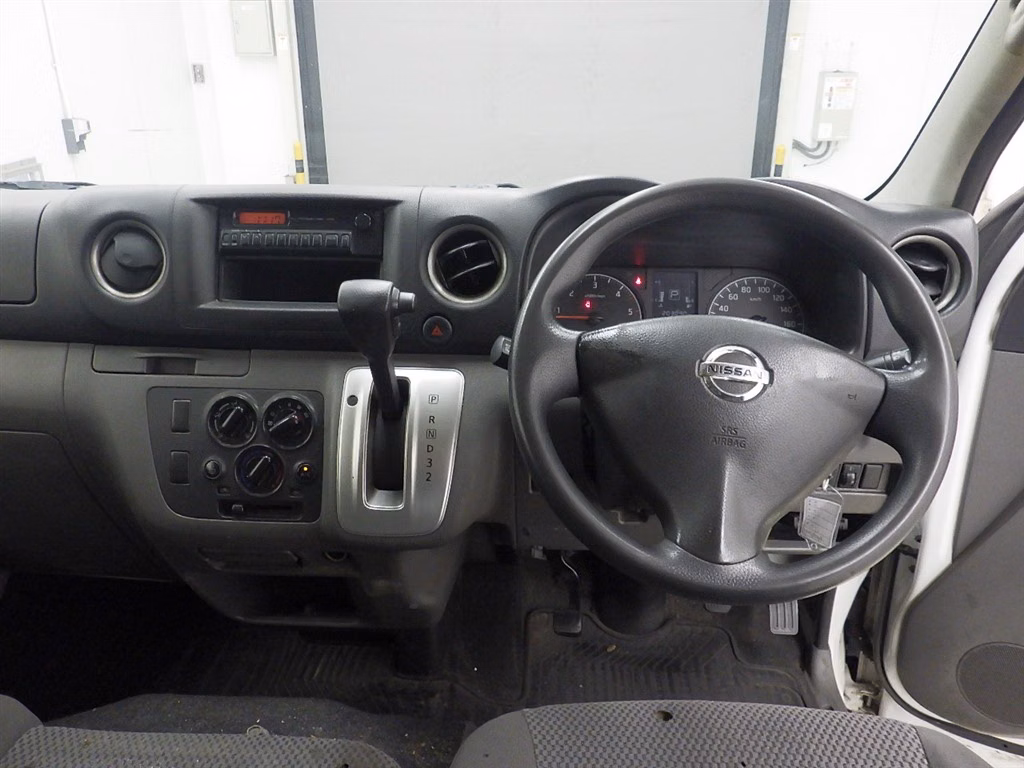 NISSAN NV350 CARAVAN