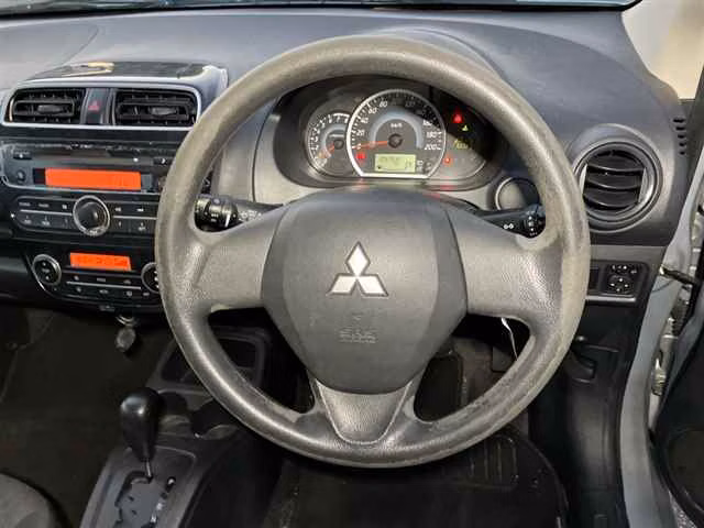 MITSUBISHI MIRAGE