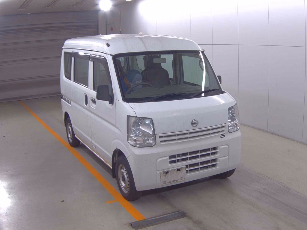NISSAN NV100 CLIPPER