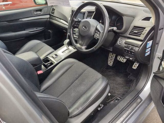 SUBARU LEGACY