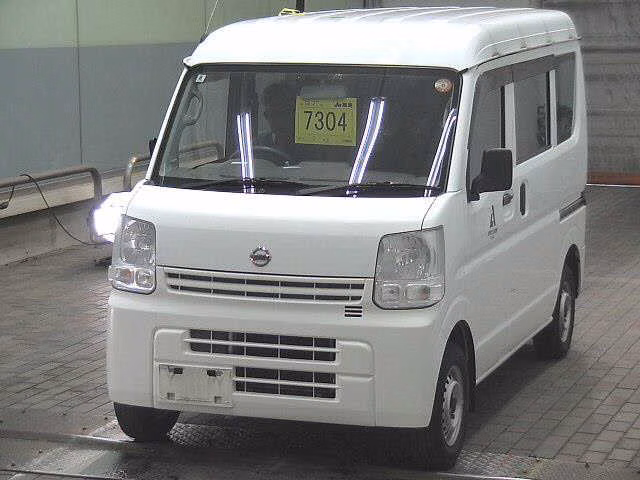 NISSAN NV100 CLIPPER