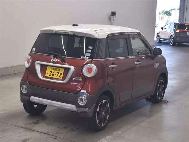 DAIHATSU CAST