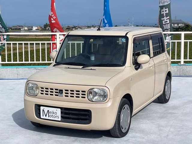 Suzuki Alto Lapin