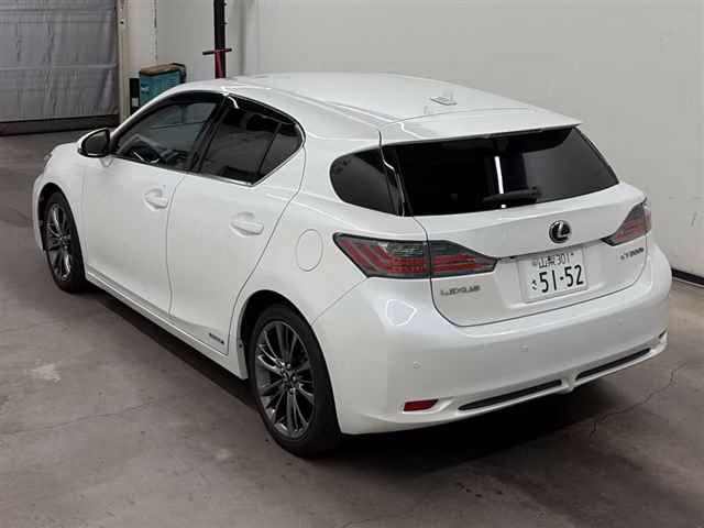 LEXUS CT200H