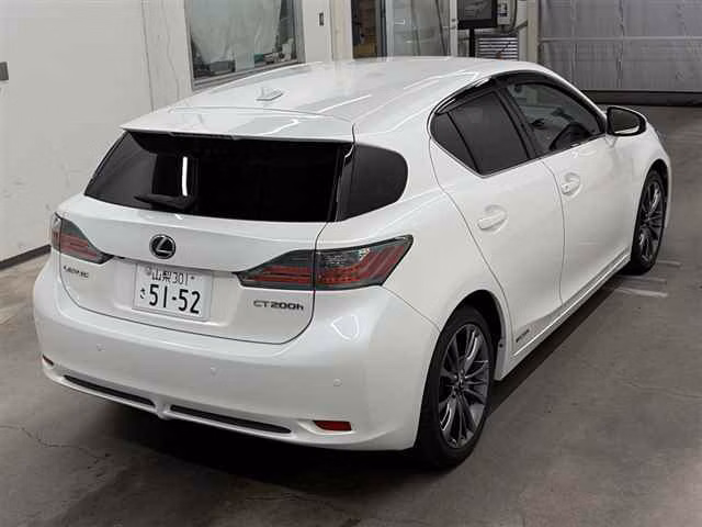 LEXUS CT200H