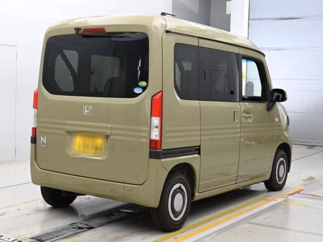 HONDA N-VAN