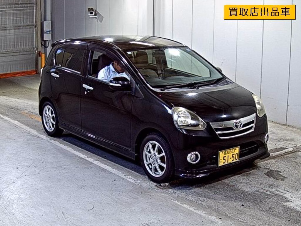 TOYOTA PIXIS EPOCH