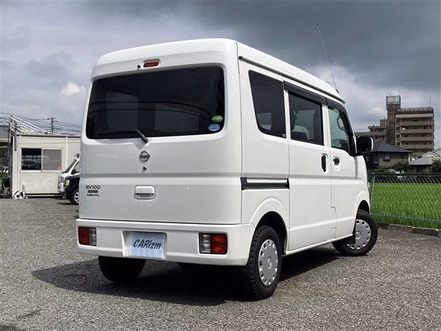 NISSAN NV100 CLIPPER