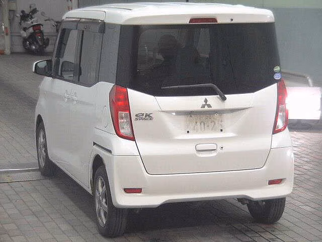MITSUBISHI EK SPACE