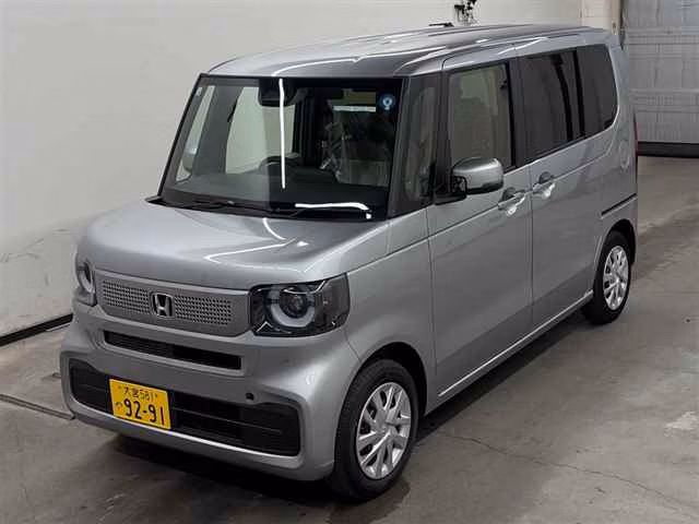 HONDA N-BOX